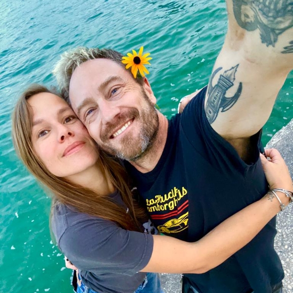 Meet your Poshers, Jana & David - Picture 4 of 8